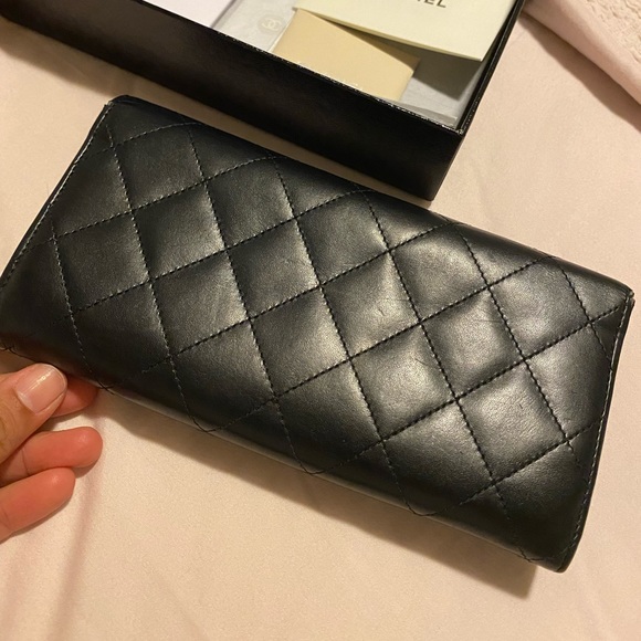 ❤️ Authentic Chanel Cambon Flap Long Wallet in Matte Black Quilted Calfskin - Picture 3 of 15
